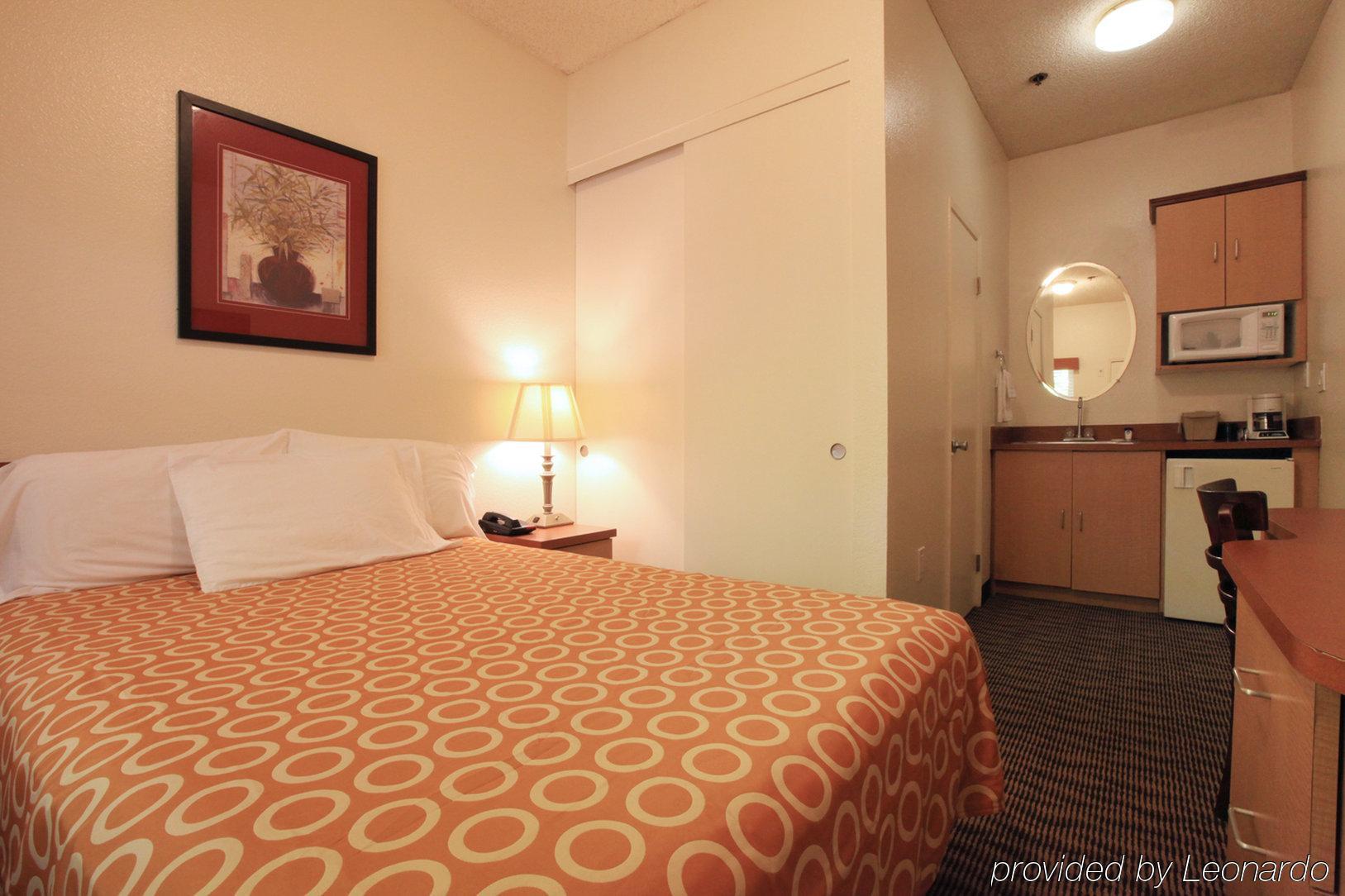 Quality Inn San Diego Downtown North 객실 사진