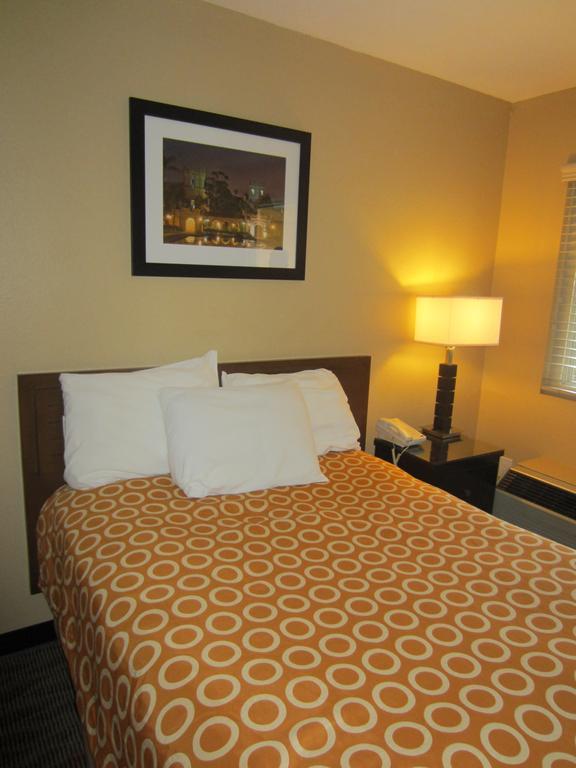 Quality Inn San Diego Downtown North 외부 사진