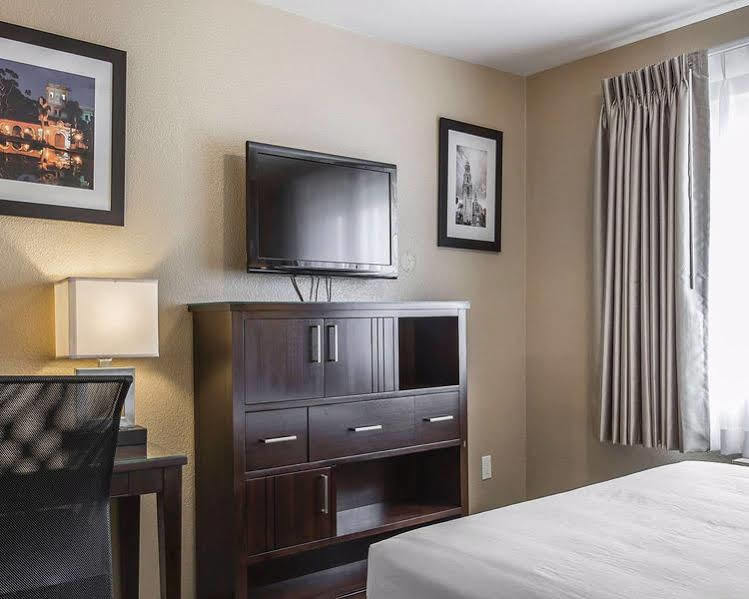 Quality Inn San Diego Downtown North 외부 사진